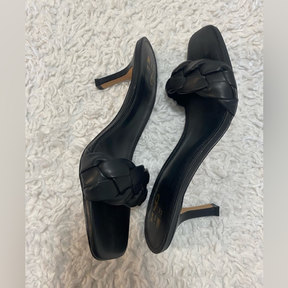Low Heel Sandals